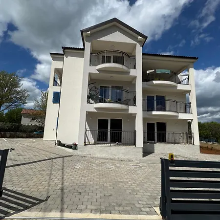 아파트 Gostinjac Apartments Gostinjac