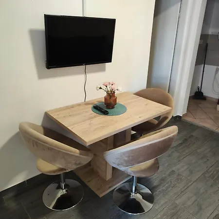 Apartman Apartments Njivice